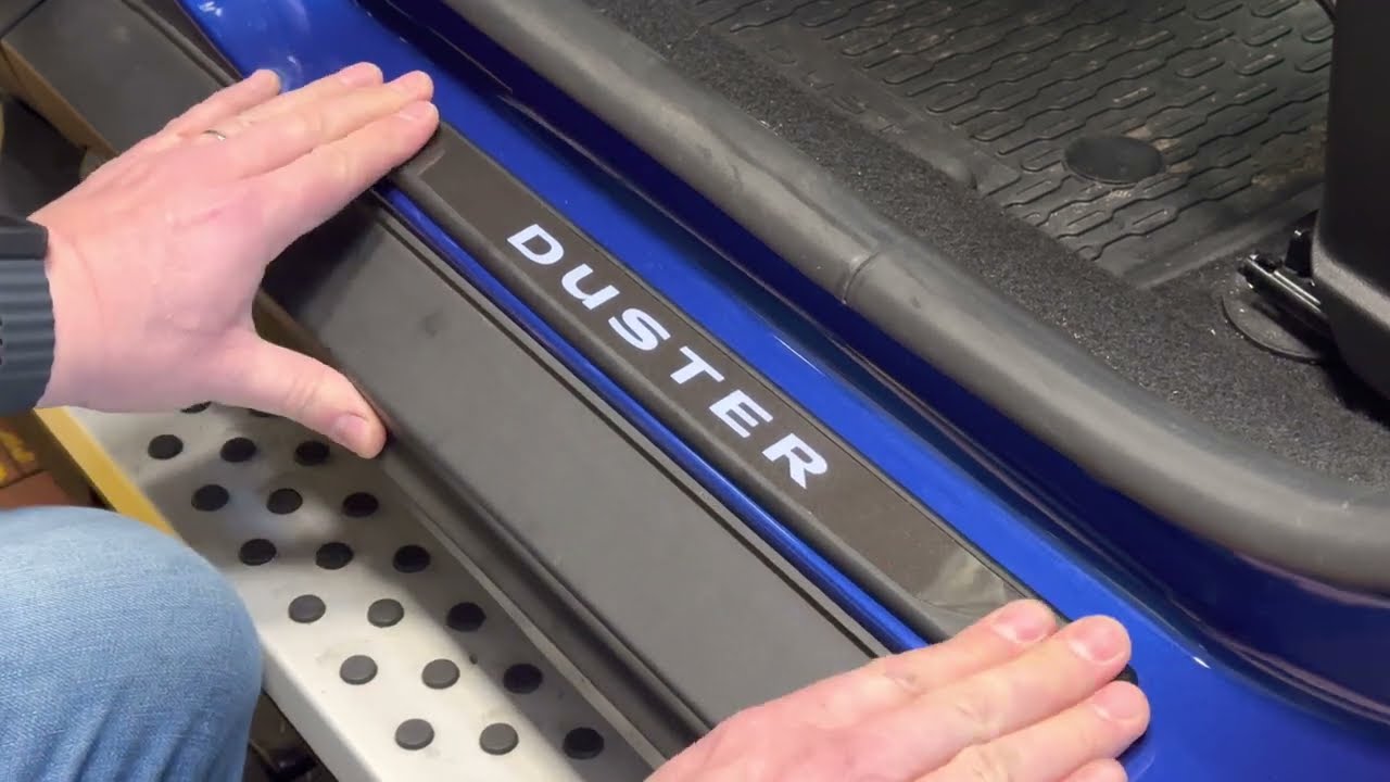 Renault Dacia Duster Einstiegsleisten beleuchtet Batterien Wechseln