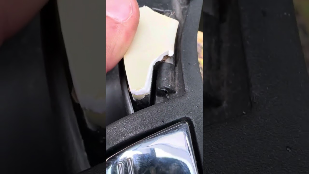 Changement poignée de siège sur Mercedes classe E coupée (A207)