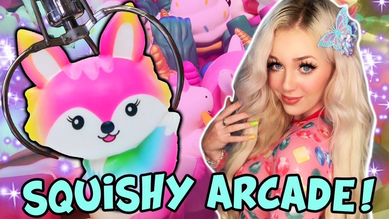 GIANT SQUISHY CLAW MACHINE AT THE ARCADE!!!