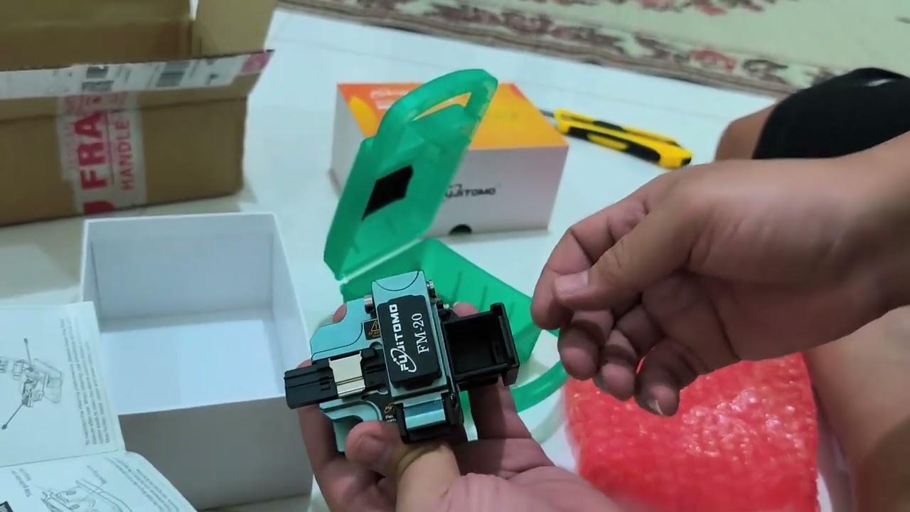 Unboxing Cleaver pemotong kabel fiber optik Fujitomo FM 20