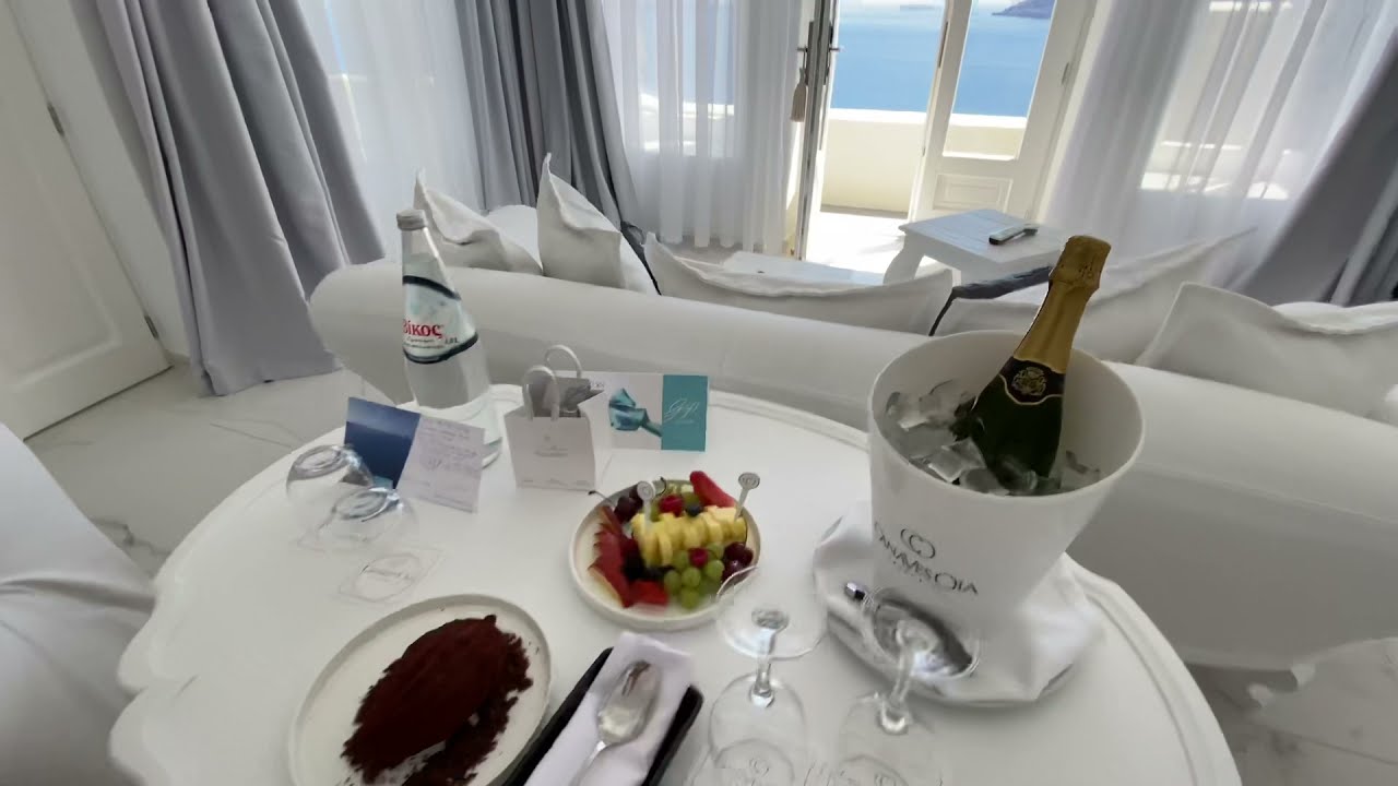 #Santorini #Oia Canaves Suites Oia Santorini - Executive Suite with cave pool - arrival experience.