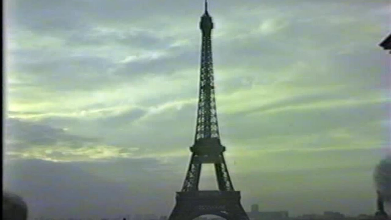 PARIS, FRANCE City Tour 1984
