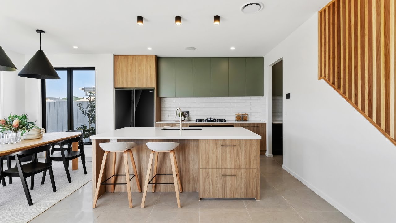 Stirling 30 Home Tour