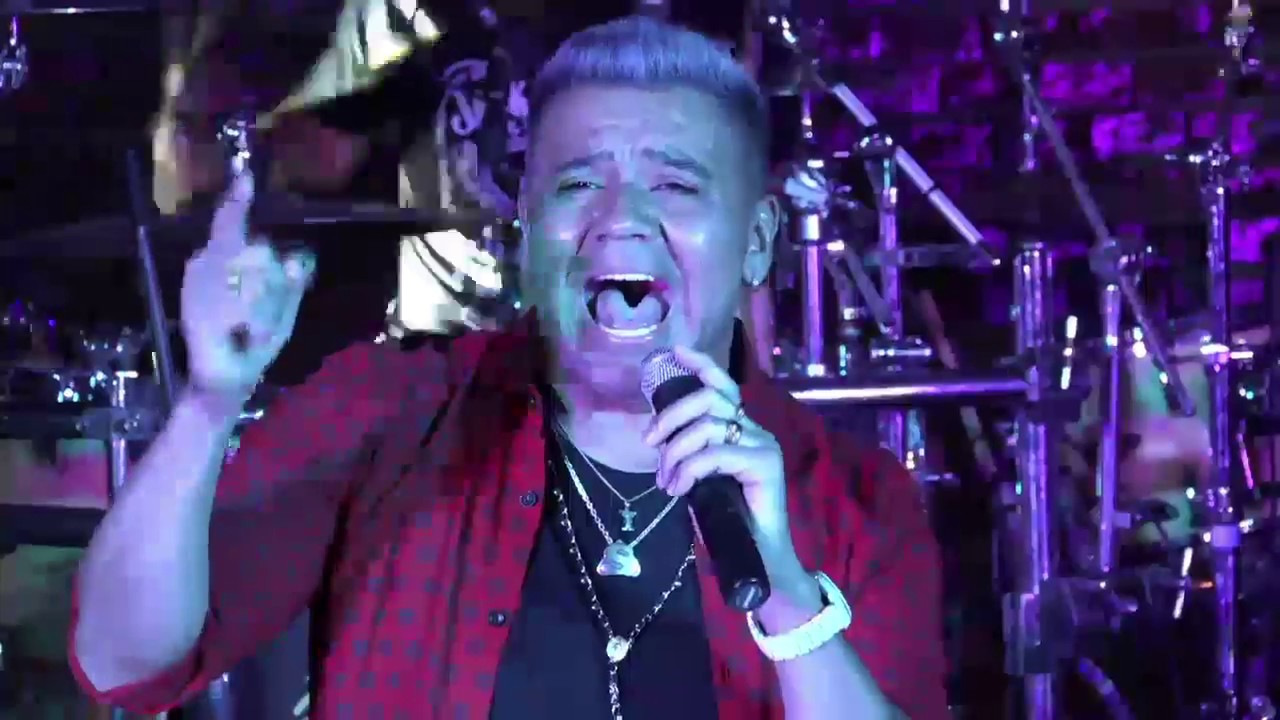 Estreno Sabroso & Roll (En Vivo)