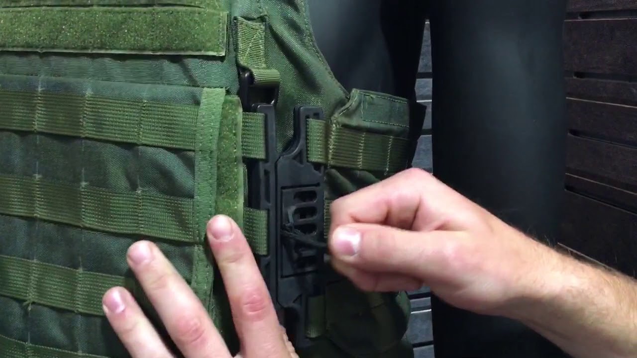 Aspetto Clip Quick-Release System for Tactical Armor Plate Carriers: Fast, Secure and Self-Cleaning!