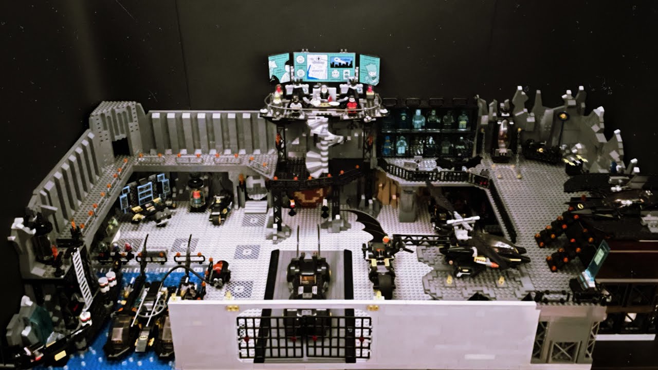 Lego Batcave MOC