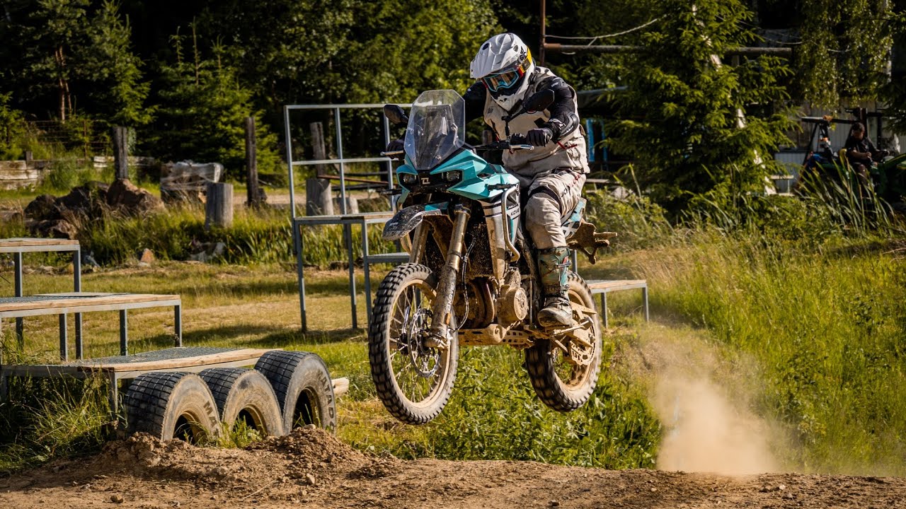 KOVE 800 X RALLY test 