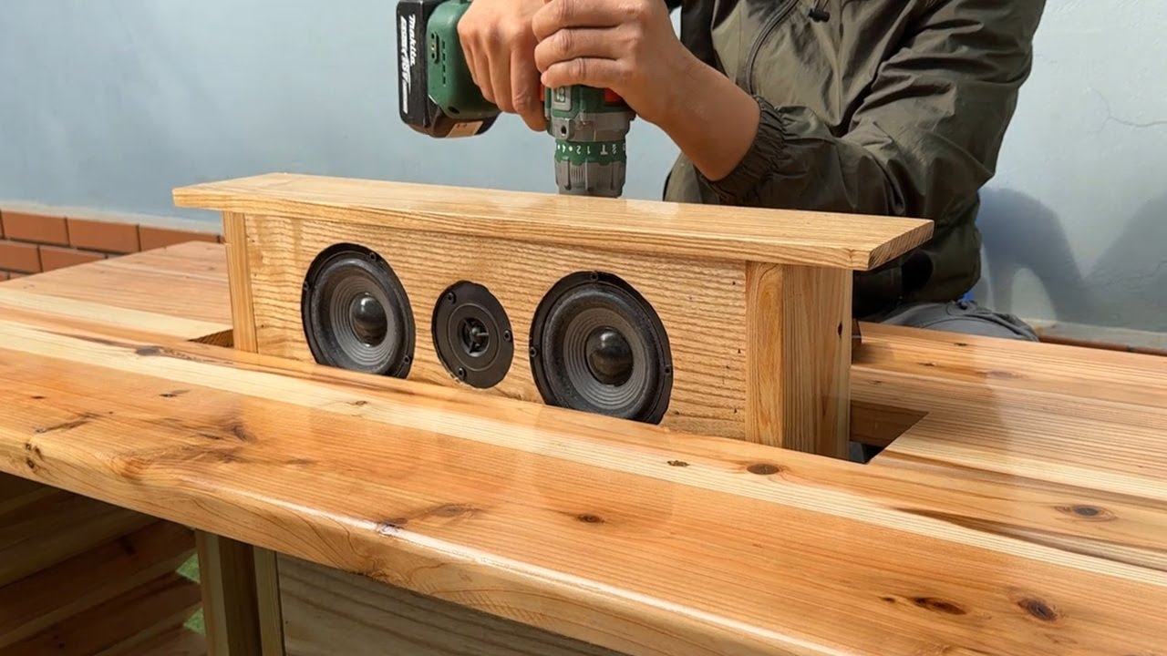 I Built a Secret Speaker Table with a Mind-Blowing Mechanism!