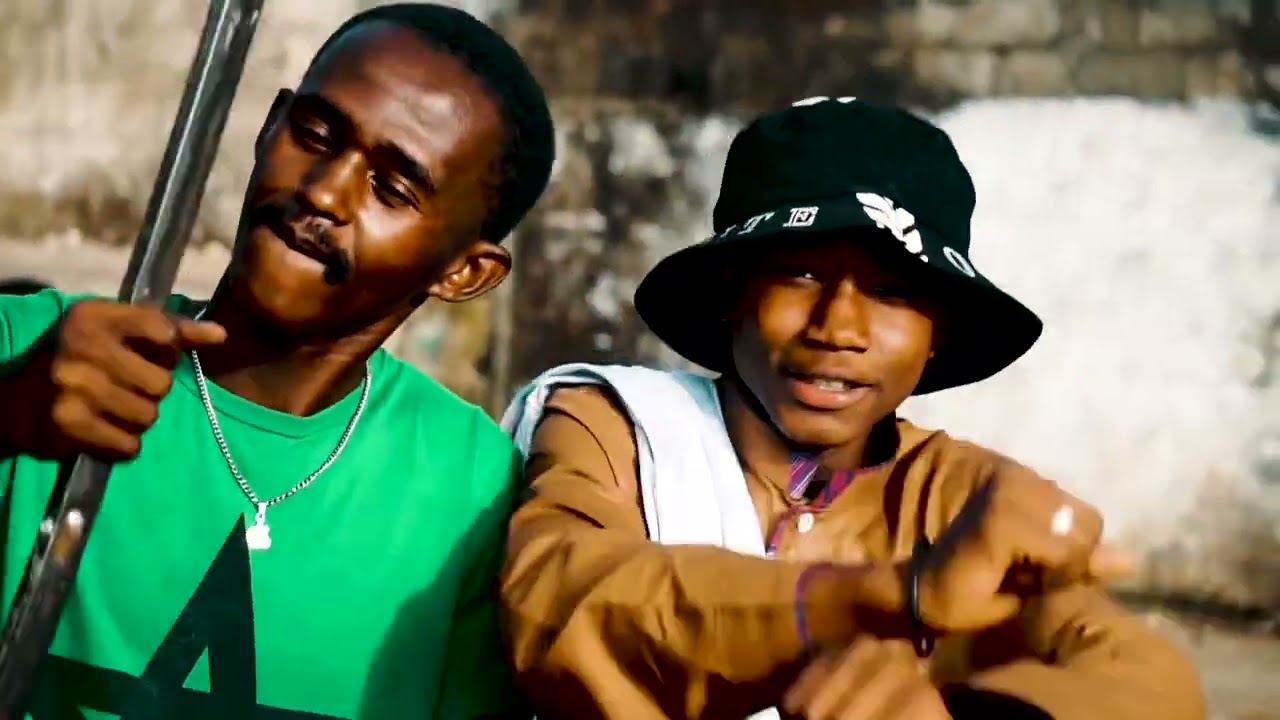Djamodjama feat Gizine (avertissement)