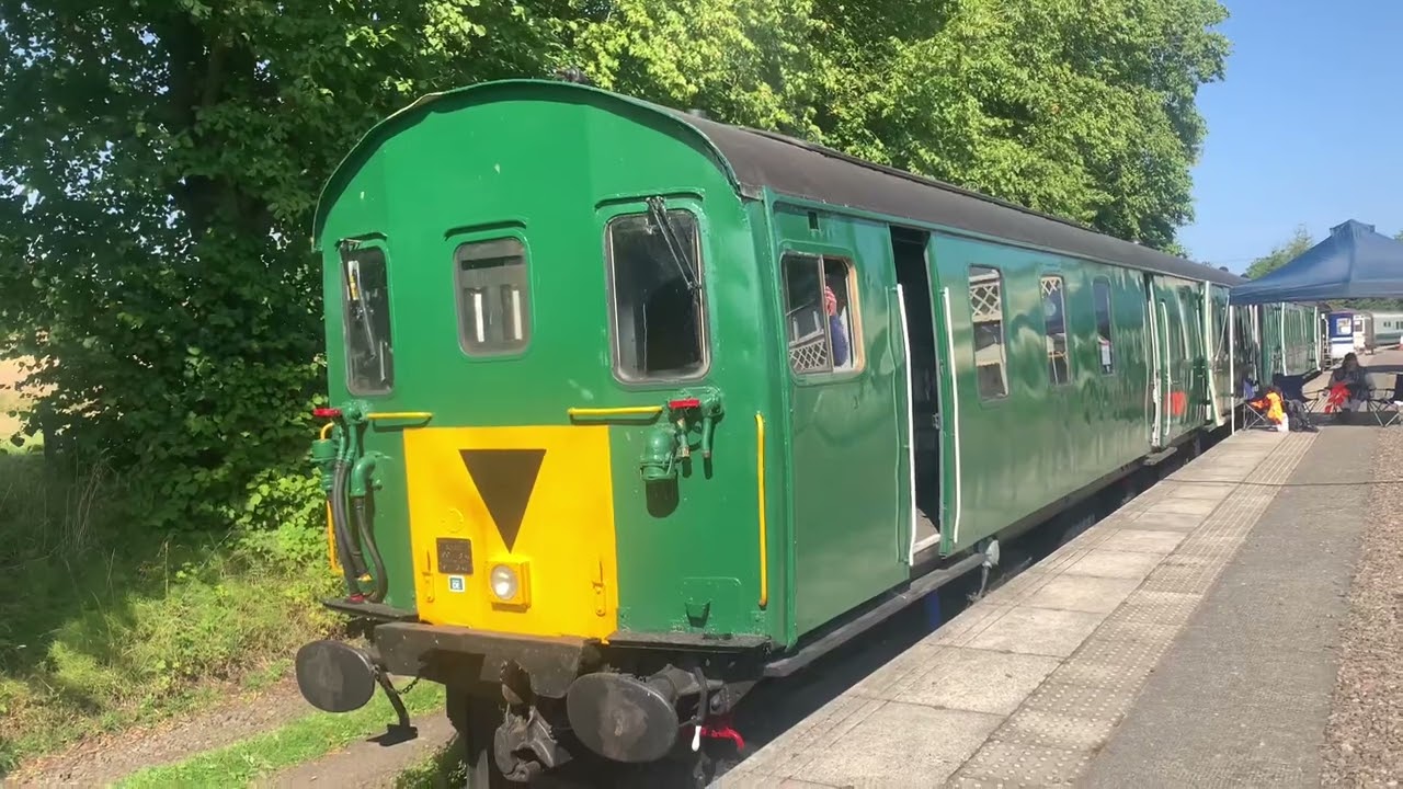 Caledonian railway: class 205 thumper start up.