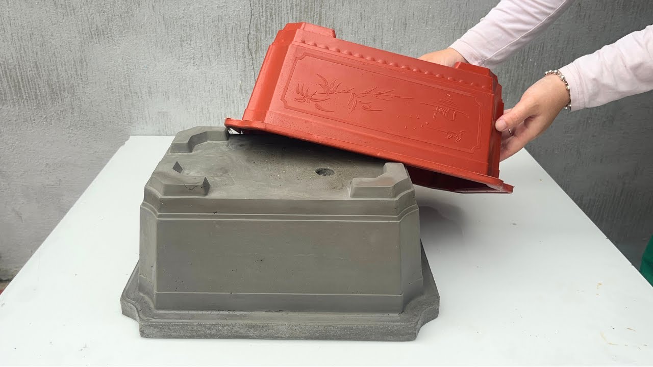Creative And Simple - Ideas To Make Cement Plant Pots From Plastic Molds