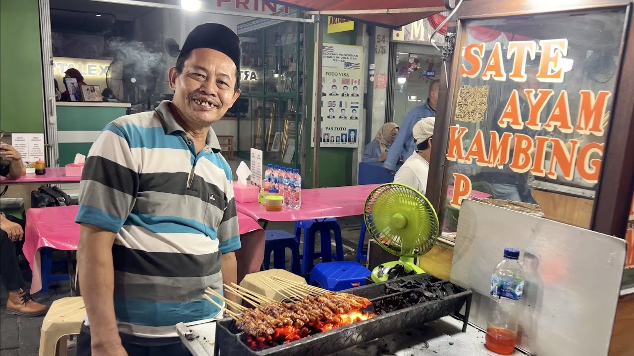 Indonesian STREET FOOD in Jakarta | Chicken Satay - SATE AYAM