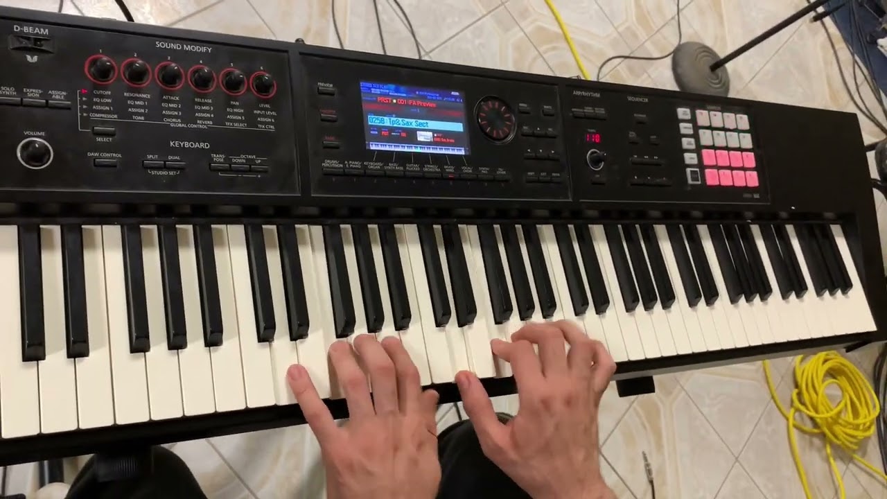 ROLAND FA-08  piano Sintetizador 2024