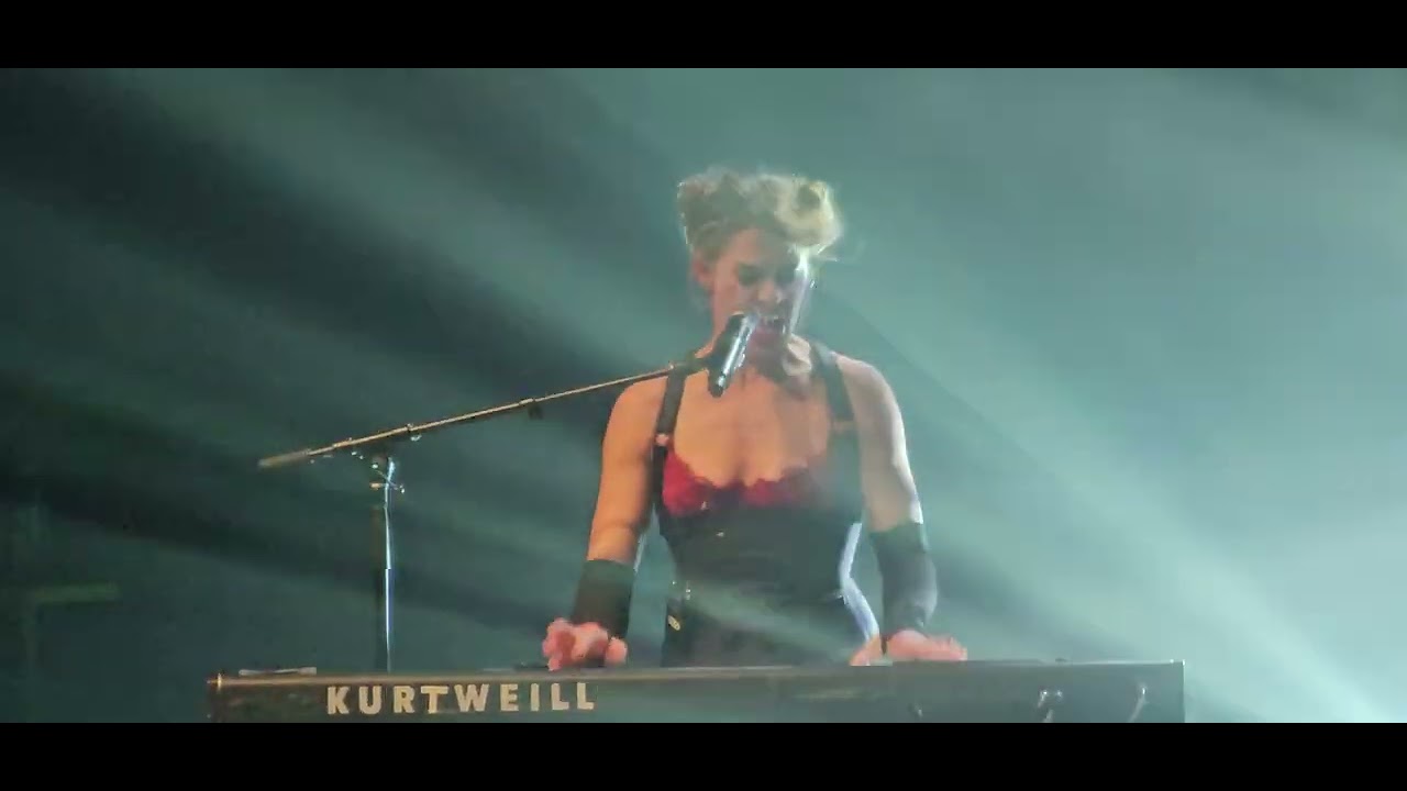 The Dresden Dolls - Coin Operated Boy (Live NYE24 UC Theater Berkeley)