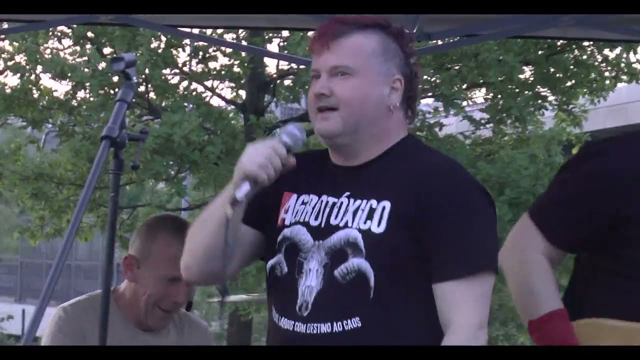V.T. Marvin - Fotrovo fáro, Stupid Song, Brno - HELL/I/PORT - Praha - 30.04.2024