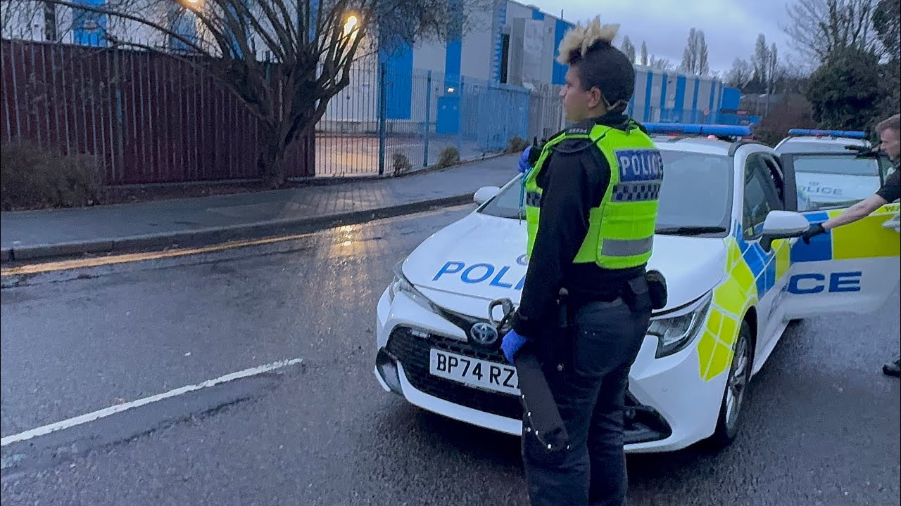 Внутри криминального мира Бирмингема | Сегодня мы изъяли самурайские мечи