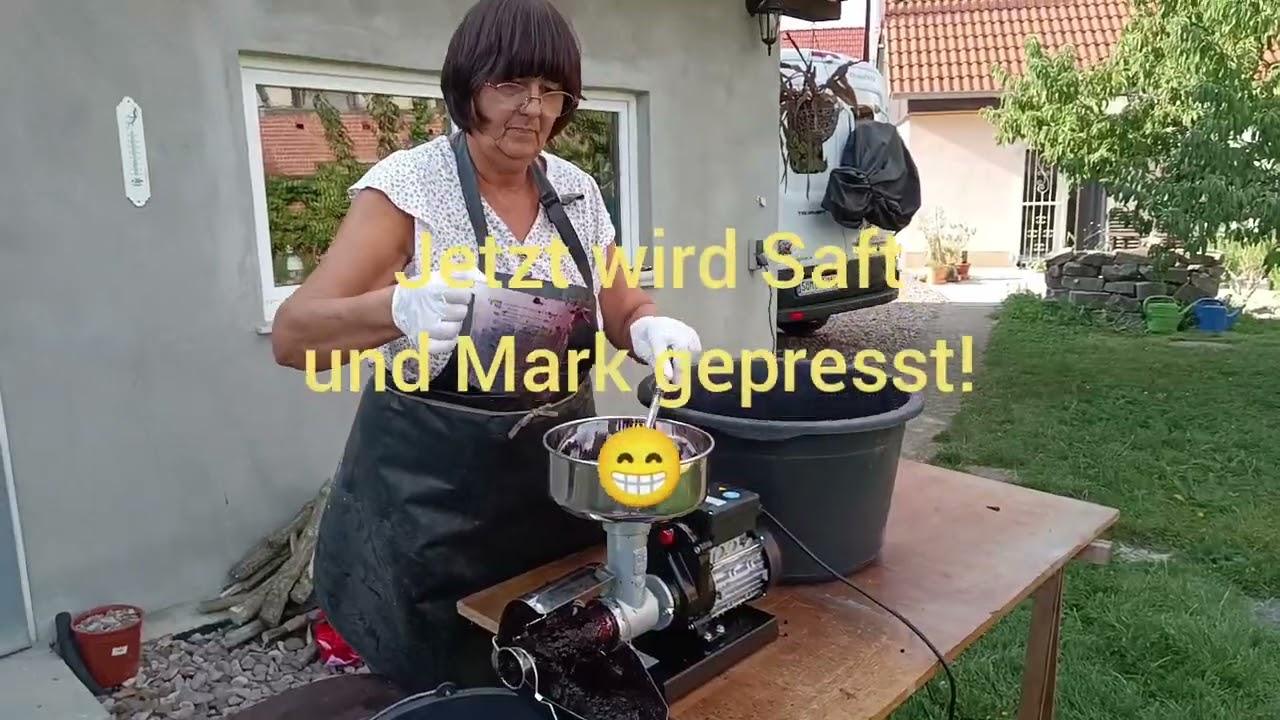 Holunder Marmelade herstellen. Schnell und effektiv mit der Tomatenpresse. (Reber)
