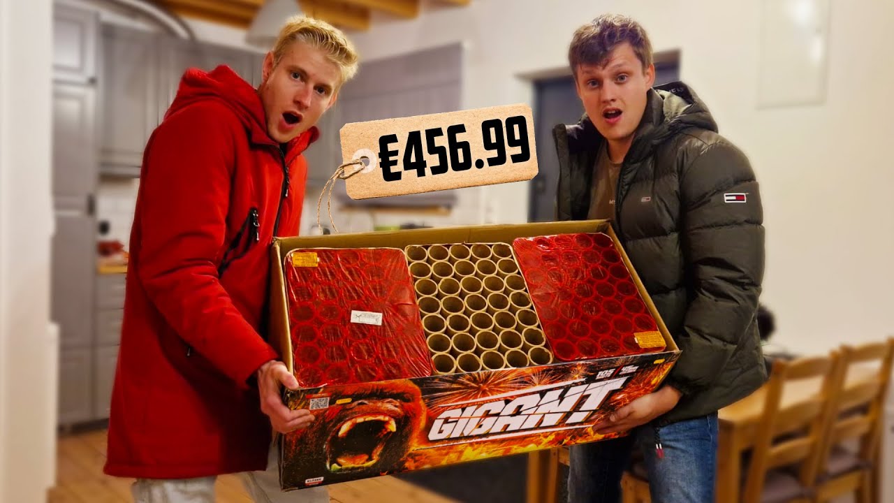 GROOTSTE VUURWERK CAKE AFSTEKEN