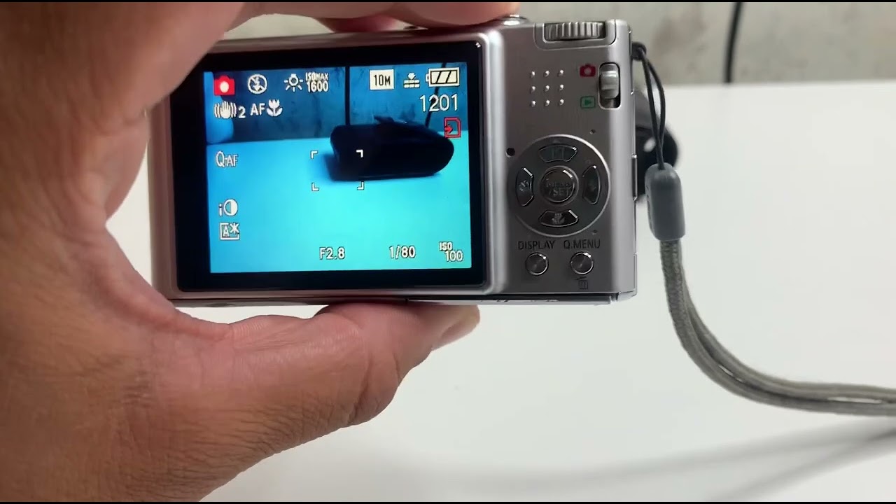 Panasonic Lumix DMC-FX35 Digital camera Made in Japan NO CHARGER