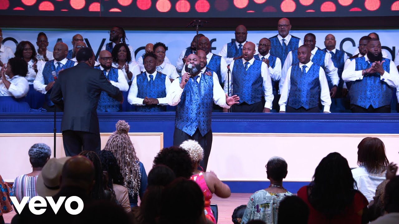 Chicago Mass Choir - He's A Wonder