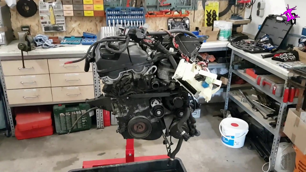 |Teil 4| BMW Motor N42 - Anbauteile entfernen  - Joe's Garage