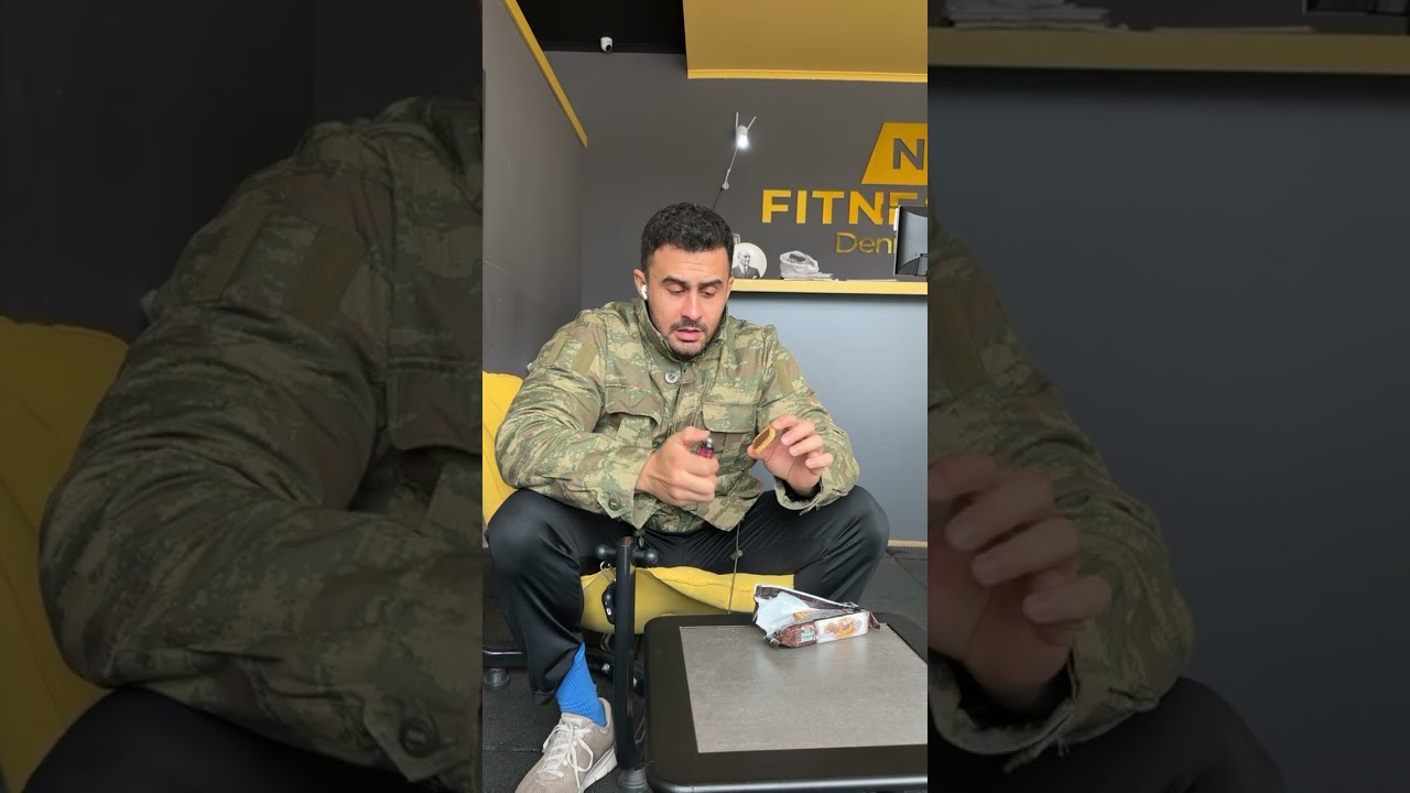 ETİ BUR&Ccedil;AK NASIL YENİR? #eti #bur&ccedil;ak #&ccedil;ikolata