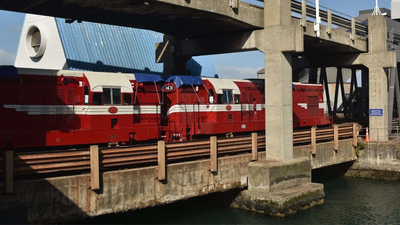 Ab 608 & Da's 1431 & 1410 - South Island Bound (HD)