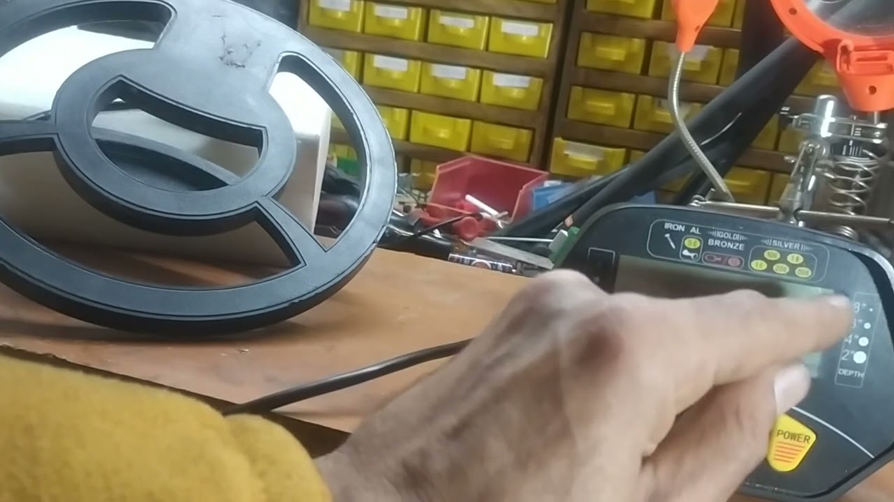 تعديل على كاشف المعادن الصيني MD3028 لزيادة العمق