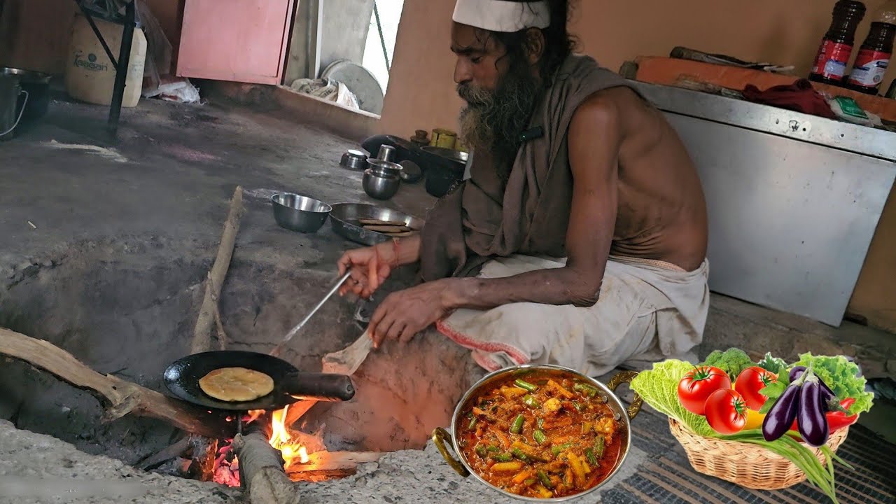 Chitrakoot  फक्कड़ बाबा की कुटिया में , संतो की टिक्कड़ प्रसादी 