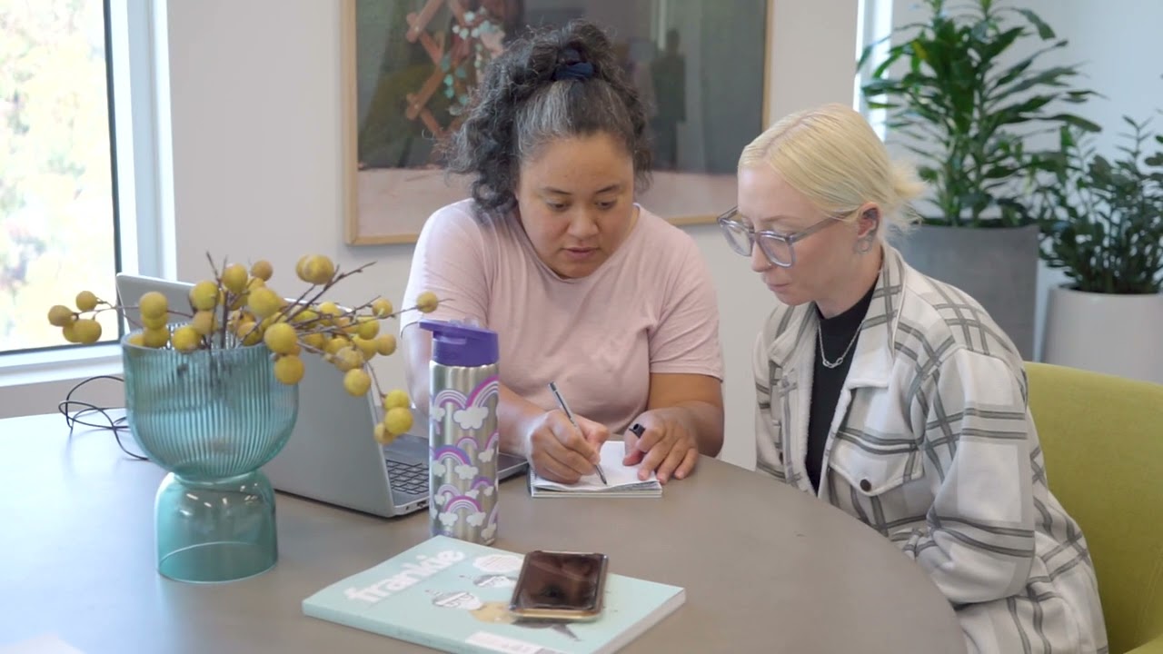 About Us | Slimline Warehouse Display Shop