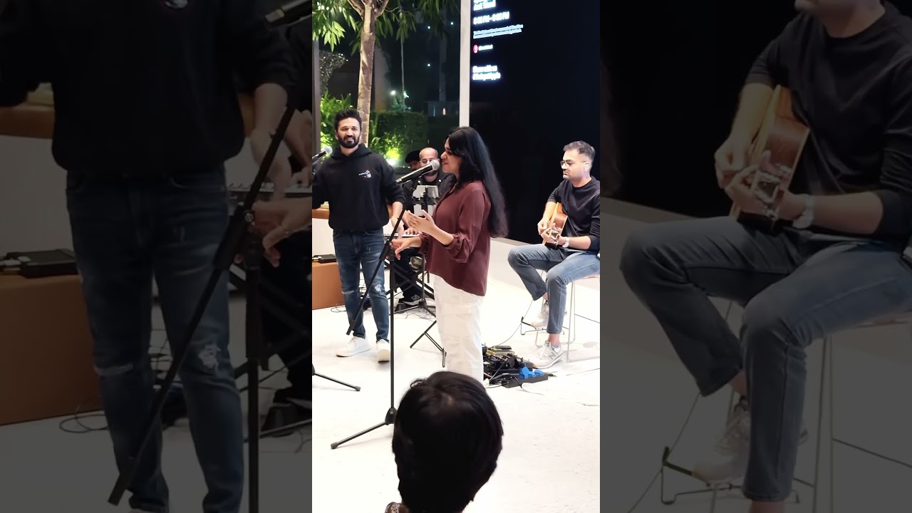 An acoustic evening of #Rangeeni at Apple BKC #amitrivedi
