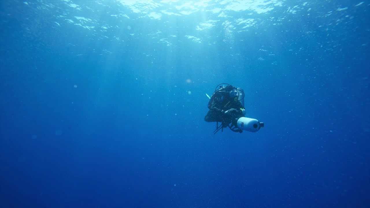 Sardegna. Relitto dell'esamotore Giant Messerschmitt 323 by Orso Diving