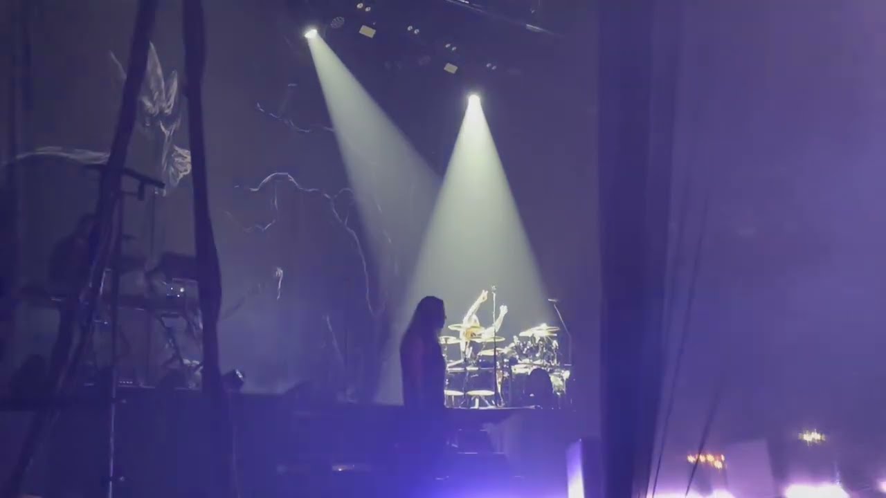 In Flames - Opening + Cloud Connected (live @ Den Bosch, Oct. 13, 2024)