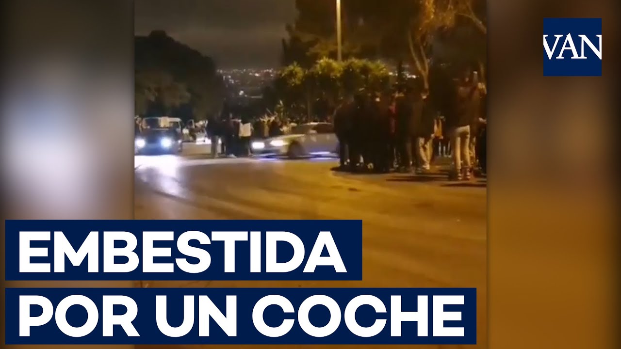 Un coche embiste a una joven en una carrera ilegal en Montjuïc