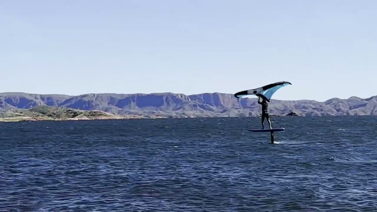Gibbosinavic Point Wingfoiling - Lake Argyle Western Australia