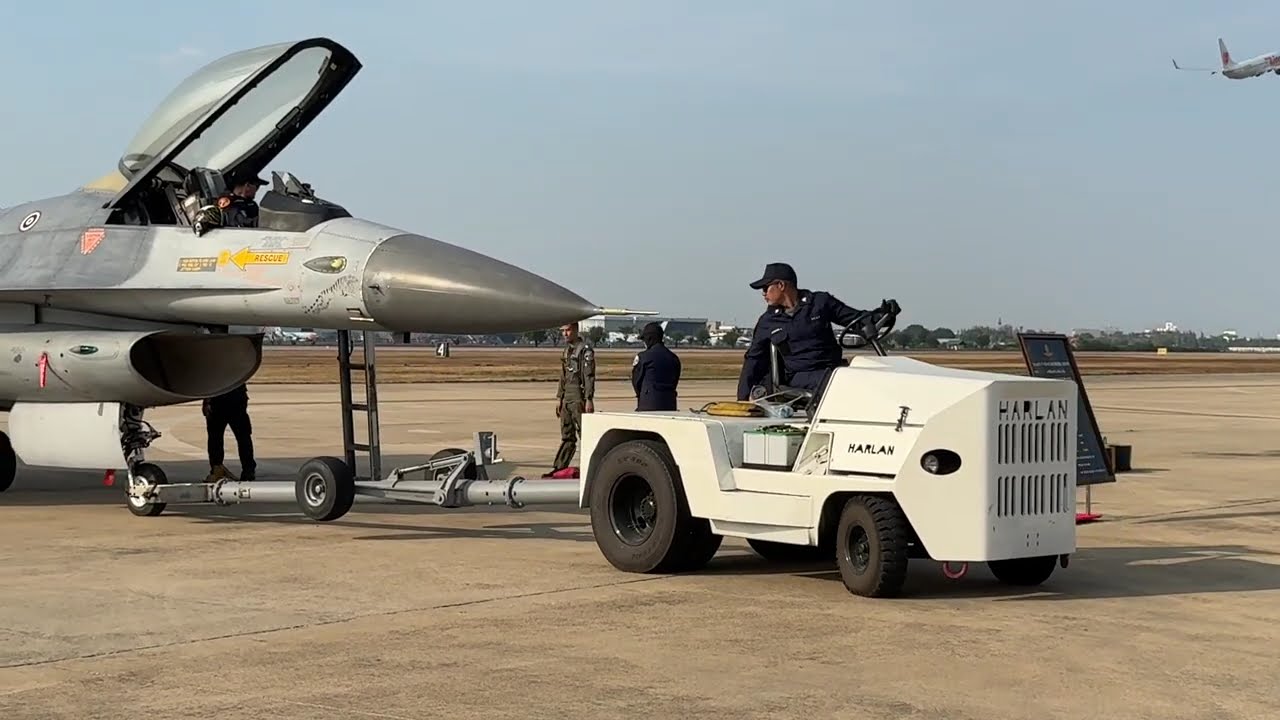 Deafening Sound of Fighters . Children day of Thailand  ( 11.1.2025 )