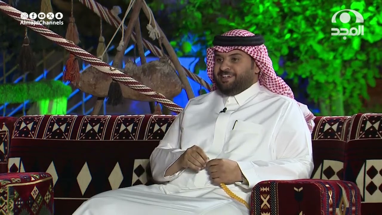 جاء ضيوف لجدي ولا عنده إلا ثور لكن أصر يستضيفهم وهذا اللي صار ! - سعيد بن درعان