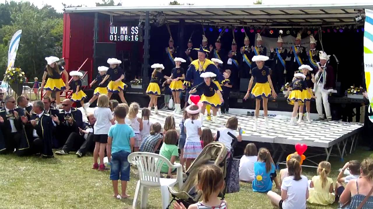 27-28/06/2015 Levensloop Herenthout (Prins Serge en Nar Stijn)