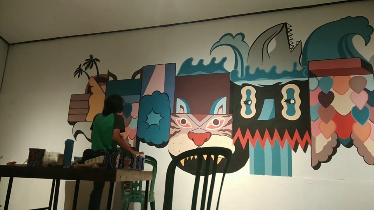 Mural cafe