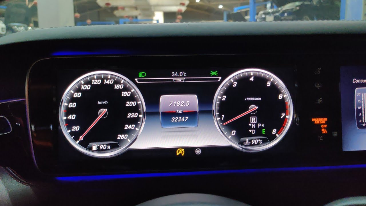 Mercedes S class Coupe w222 main battery location