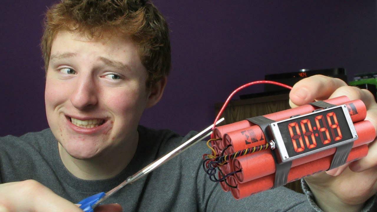 CUT THE RED WIRE! | Bomb Squad Academy