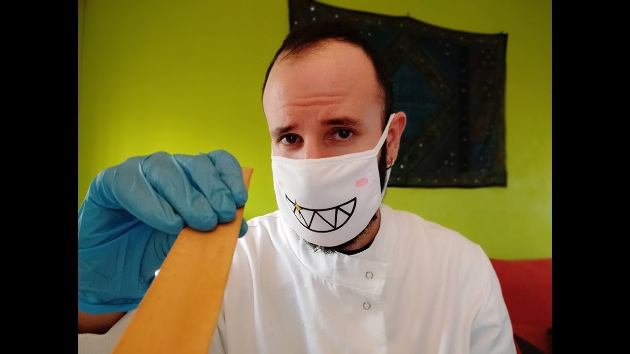 ASMR Ita ** Dottore ANTIPATICO Ti Visita
