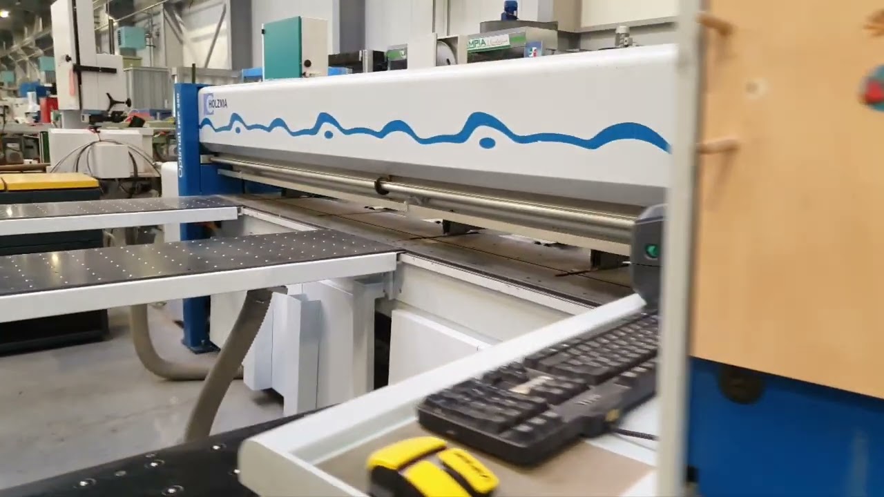 Pilarka panelowa Holzma HPP 250 || EMImaszyny