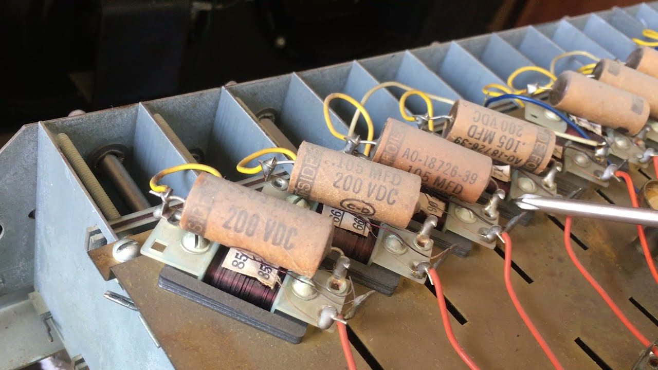 7. Hammond organ L100 generator wax capacitor thoughts (7 of 11)
