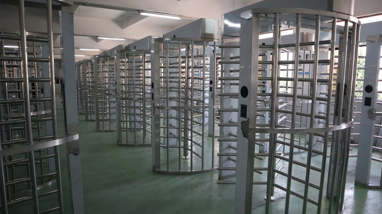 What are Full height turnstiles - MairsTurnstile.com
