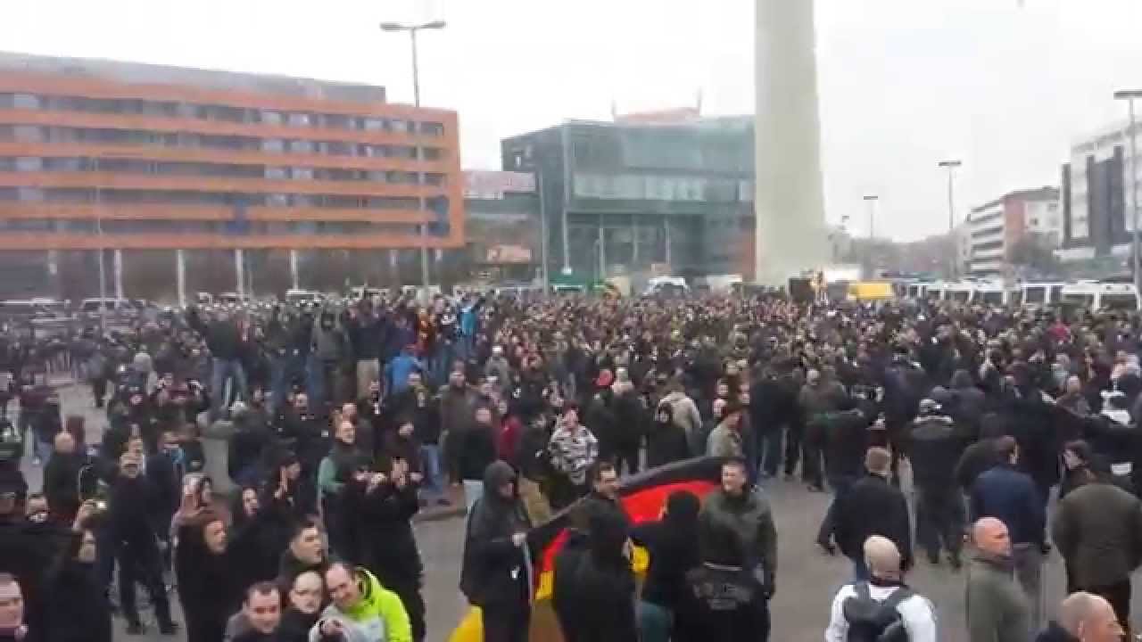 Hannover Hooligans gegen Salafisten