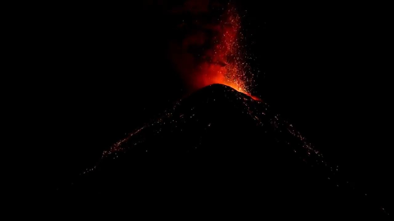 10 Hours Erupting Volcano at Night REAL TIME   Video & Audio 1080HD