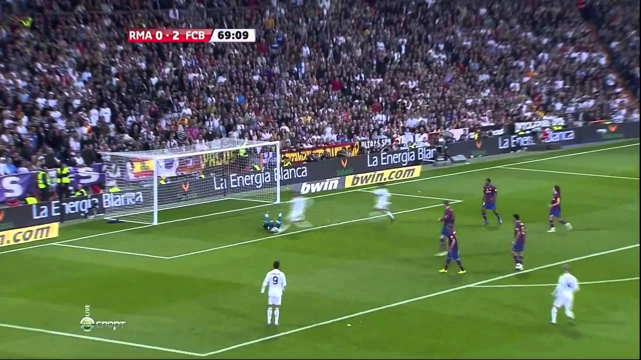 Guti vs FC Barcelona - 2010