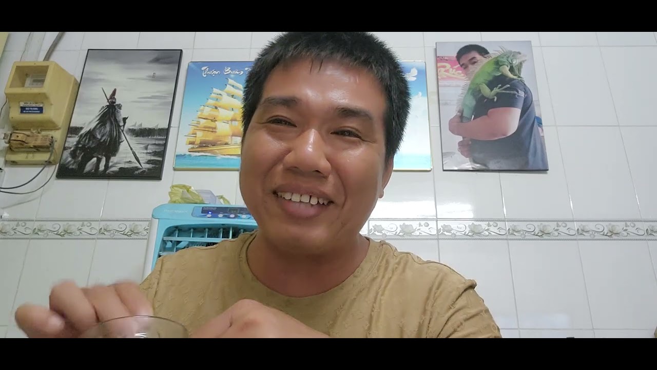 Thời giờ nuôi gà trong bội và nuôi chuồng thì gà nào tốt . 0776293657