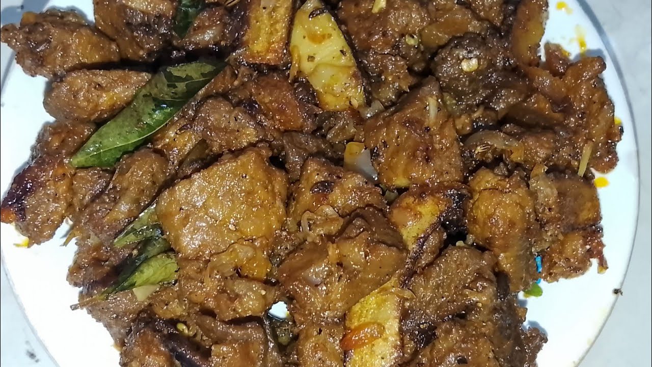 ஹோட்டல் சுவையில் பீப் ரோஸ்ட் செஞ்சு பாருங்க /Beef roast recipe in Tamil /Beef varuval / beef fry